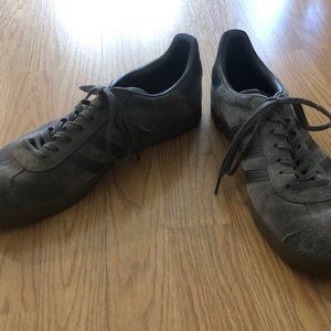 Adidas Gazelle grey Size 11 Shoes - BB2754